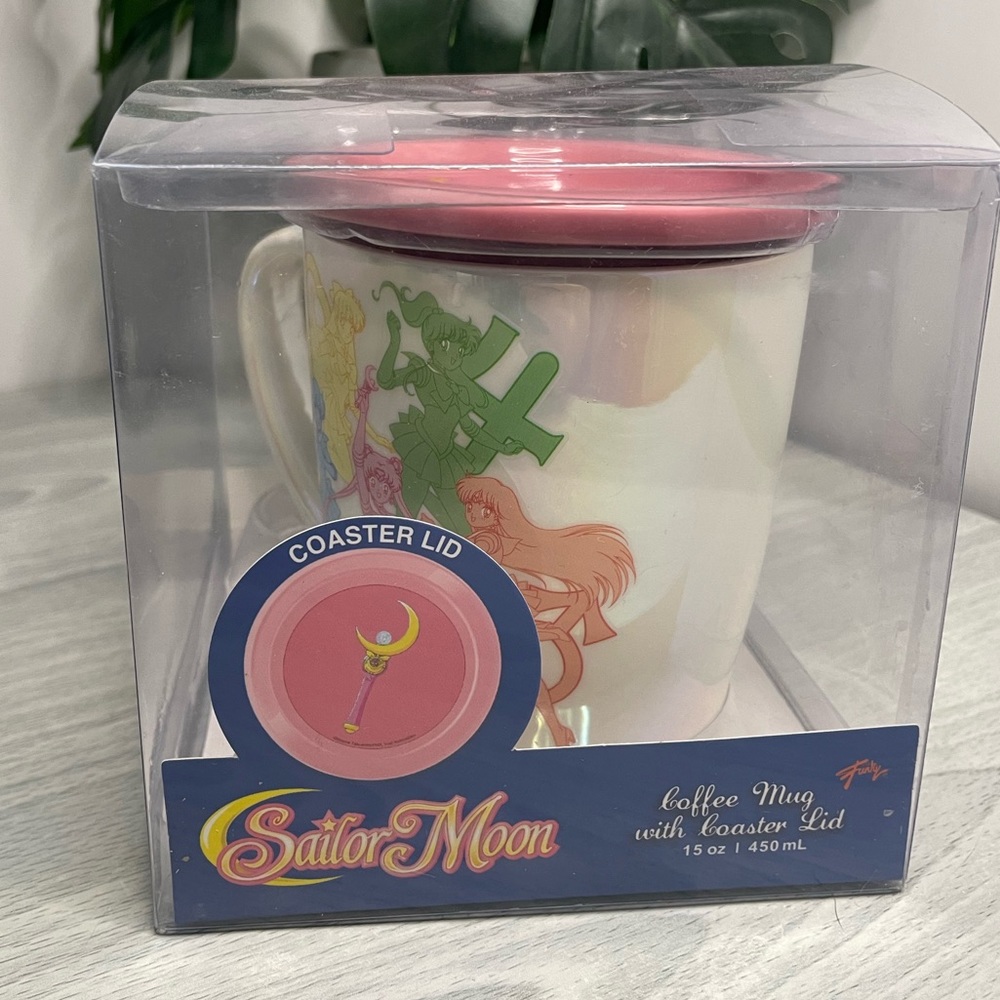 BNIB - Sailor Moon Mug w/ Coaster Lid